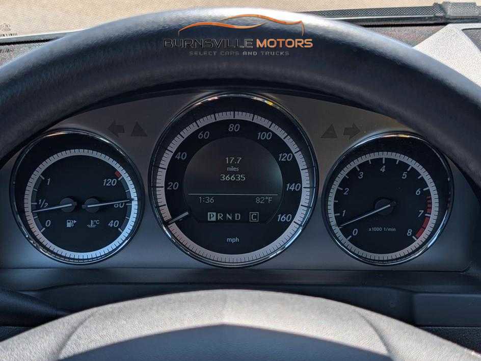 Used 2010 Mercedes-Benz C 300 Sport image 20