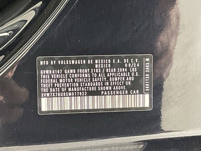 Used 2025 Volkswagen Jetta SE image 28