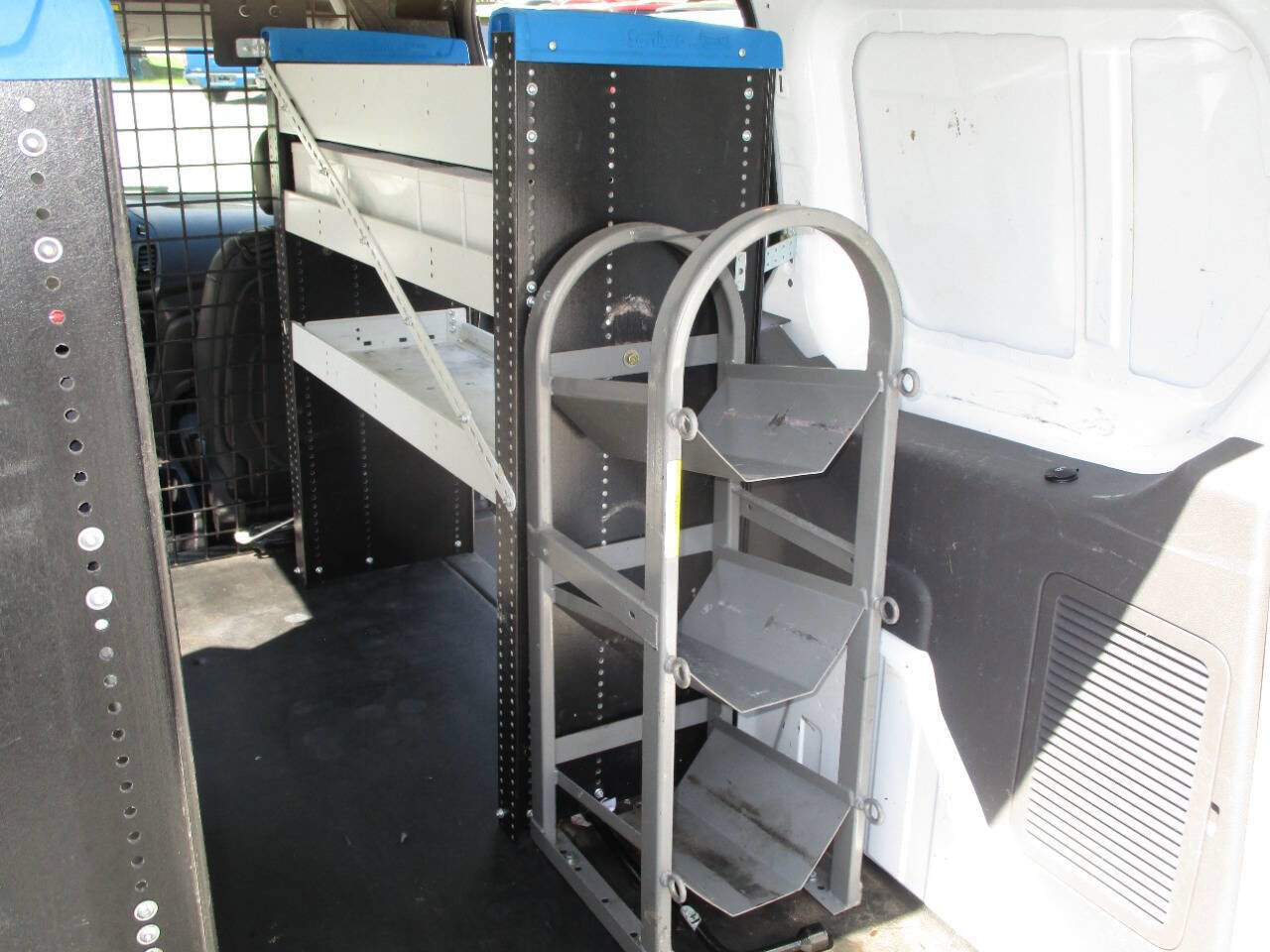 Used 2019 Ford Transit Connect XL FWD image 25