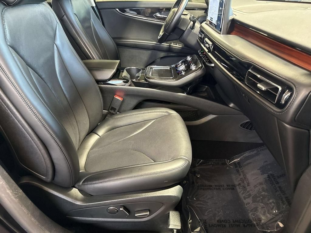 Certified 2022 Lincoln Nautilus Reserve AWD/4WD image 32