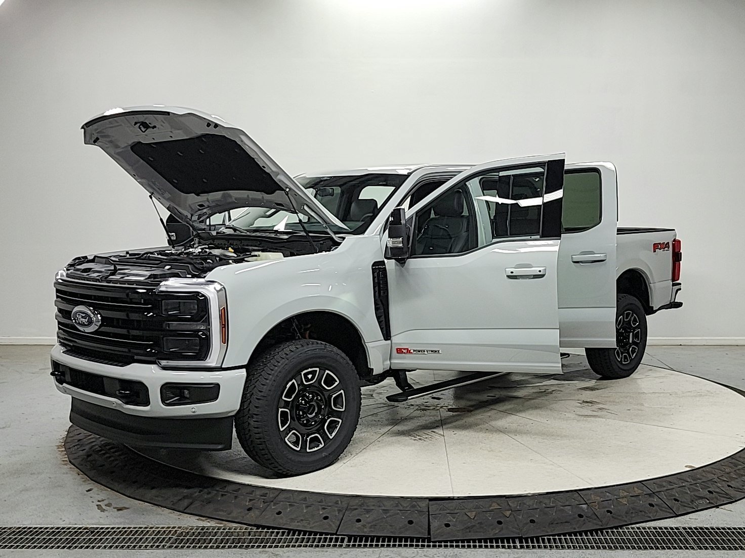 New 2026 Ford F250 Platinum AWD/4WD image 19