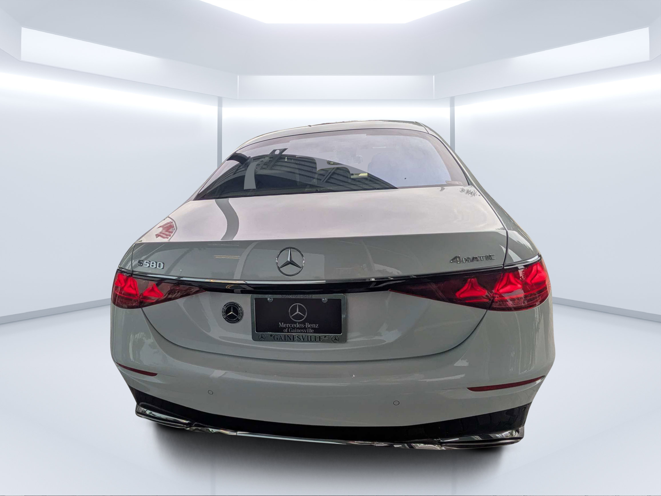 New 2027 Mercedes-Benz S 580 4MATIC Sedan image 4