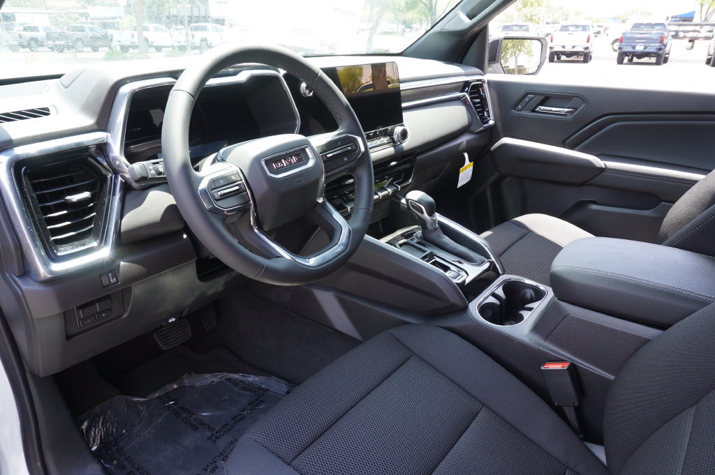 New 2026 GMC Canyon Elevation w/ Convenience Package RWD image 18