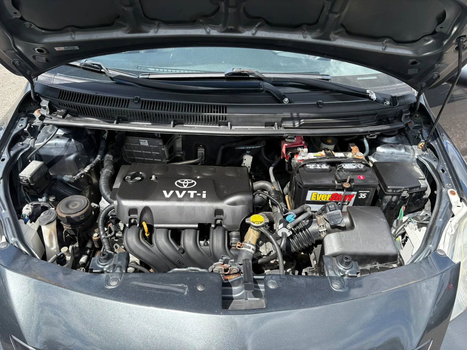 Used 2008 Toyota Yaris S FWD image 12