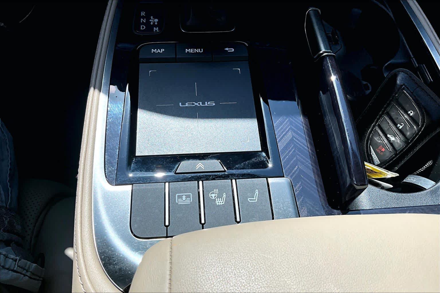 Used 2022 Lexus LS 500 AWD w/ Interior Upgrade Package image 34