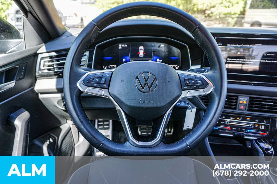 Used 2025 Volkswagen Jetta Sport FWD image 27