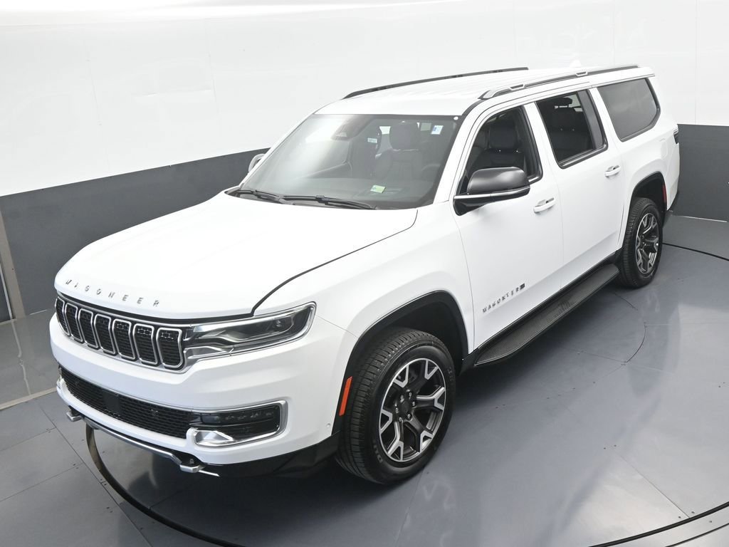Used 2023 Jeep Wagoneer L Series III w/ Preferred Equipment Group image 52