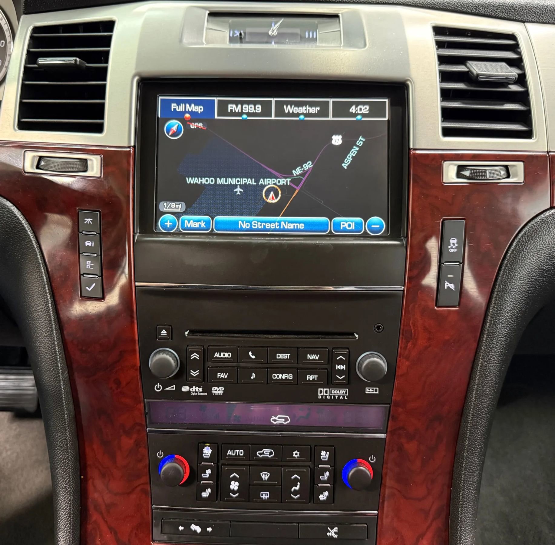 Used 2012 Cadillac Escalade EXT Premium image 21