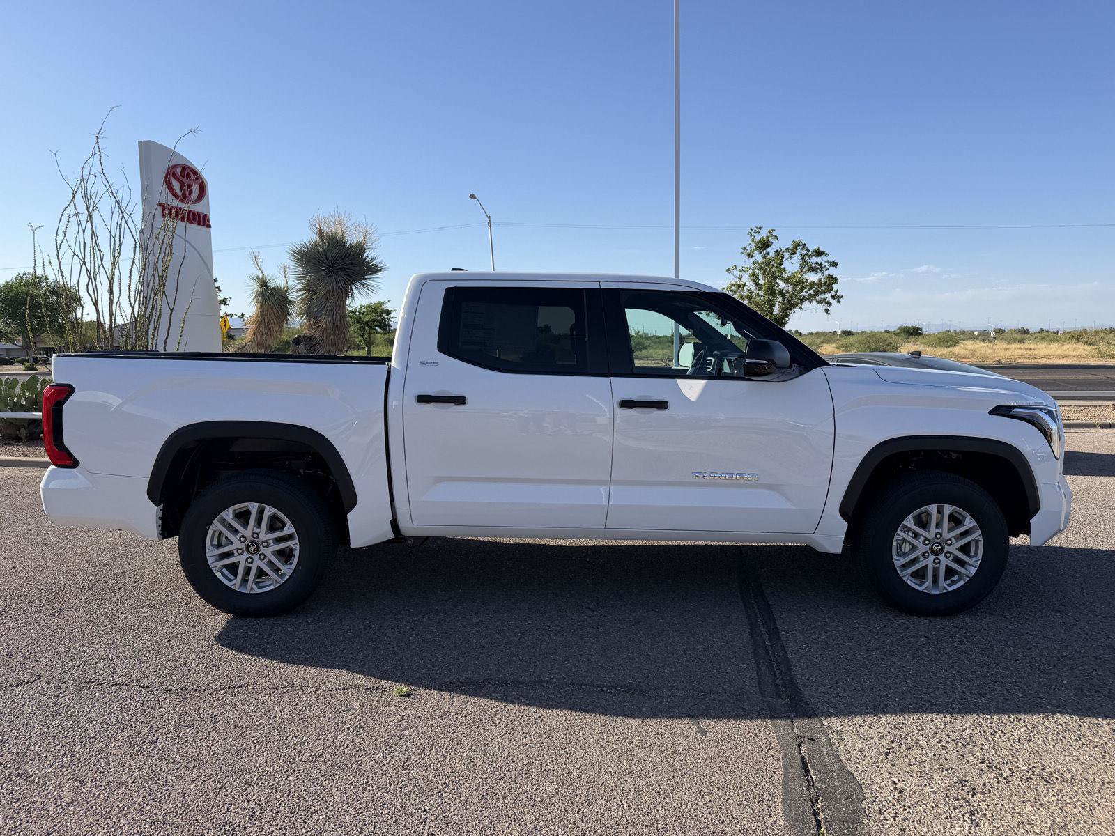 New 2026 Toyota Tundra SR5 AWD/4WD image 7
