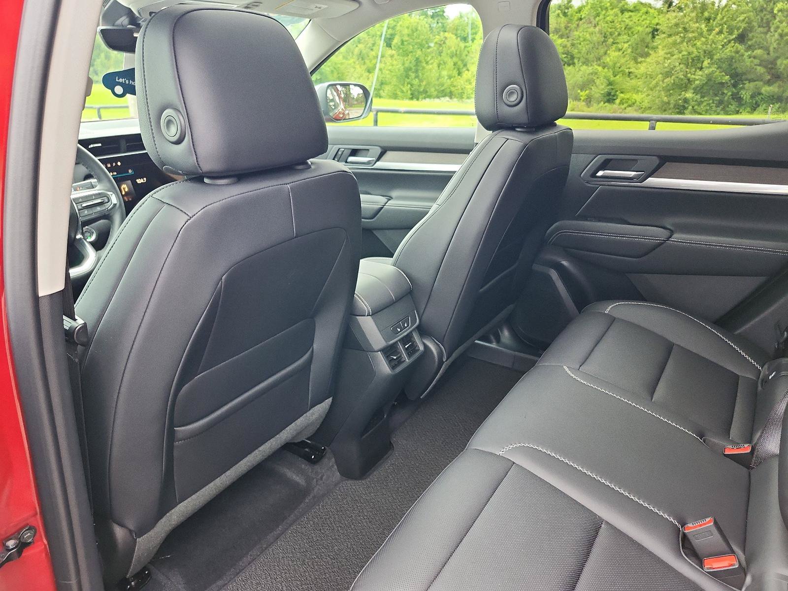 Certified 2026 GMC Terrain Denali AWD/4WD image 12