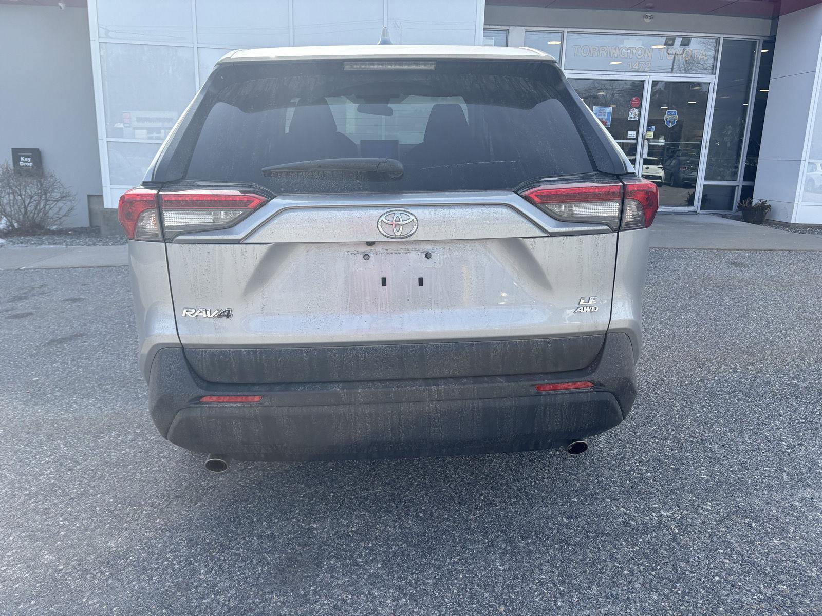 Used 2025 Toyota RAV4 LE image 6