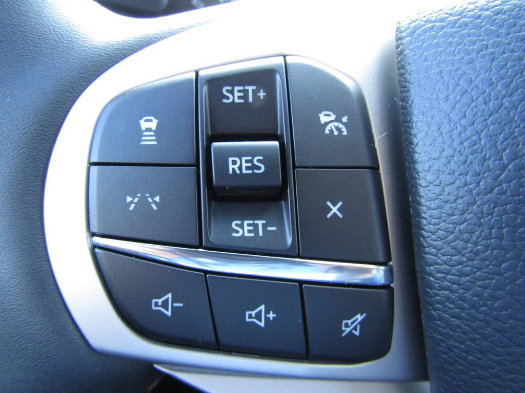 New 2026 Ford Explorer Active image 18