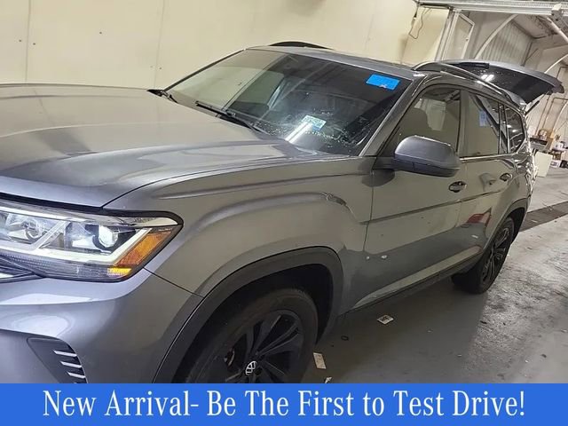 Used 2022 Volkswagen Atlas SE AWD/4WD image 1