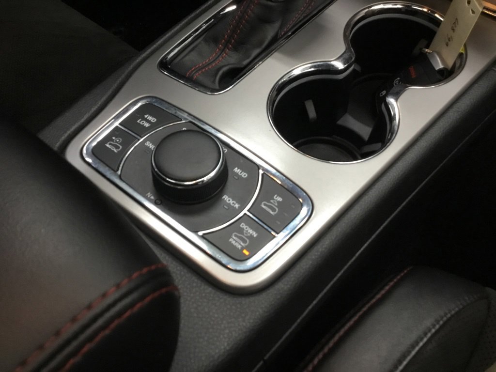 Used 2021 Jeep Grand Cherokee Trailhawk AWD/4WD image 28