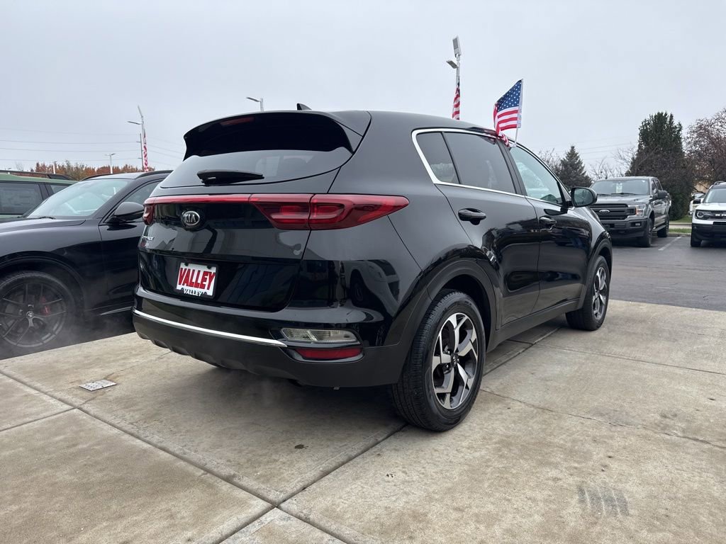 Used 2022 Kia Sportage LX image 9