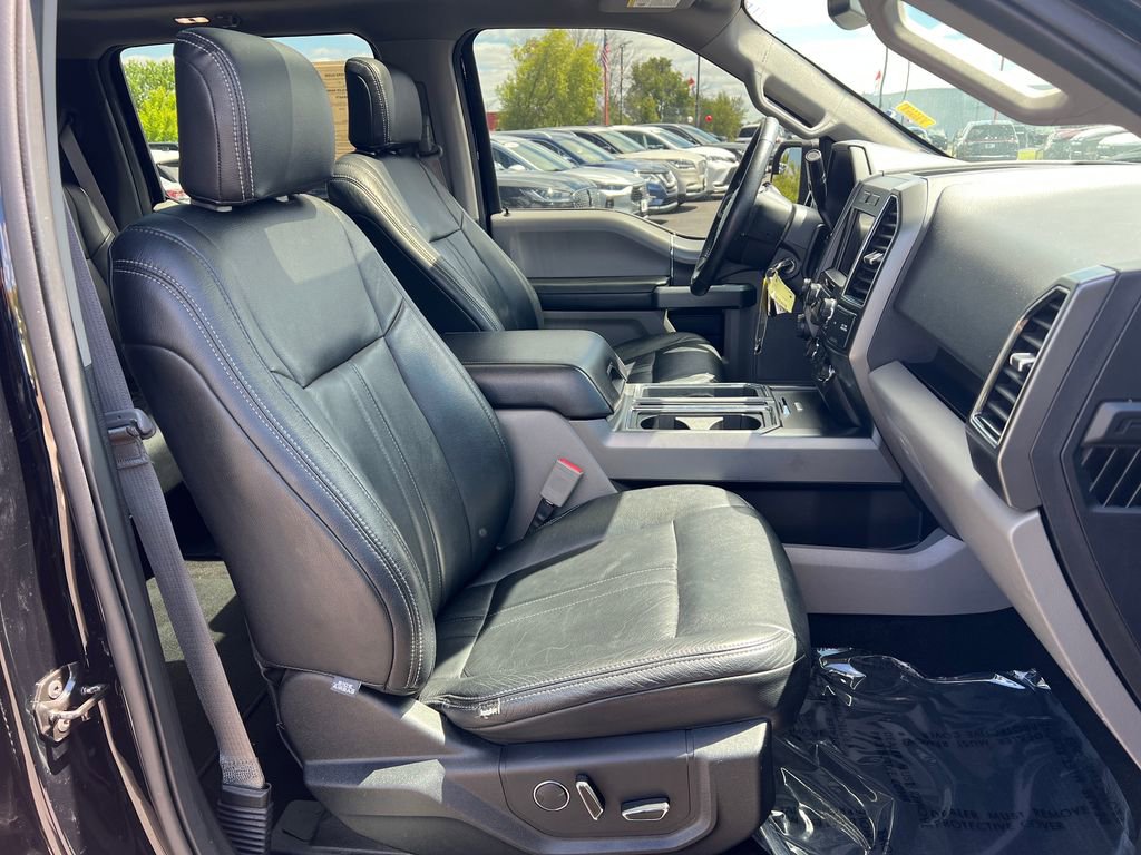 Used 2018 Ford F150 XLT w/ Equipment Group 302A Luxury AWD/4WD image 42