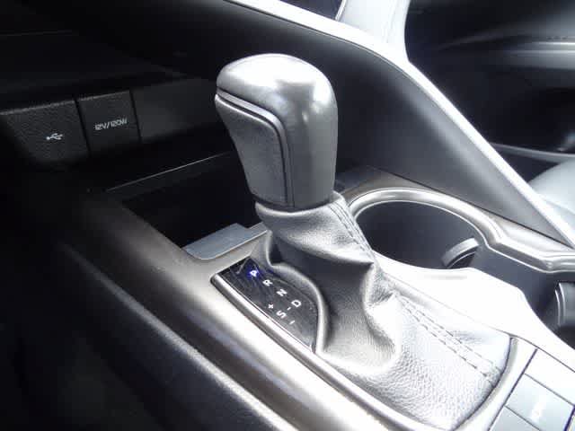 Used 2023 Toyota Camry SE w/ Cold Weather Package FWD image 30