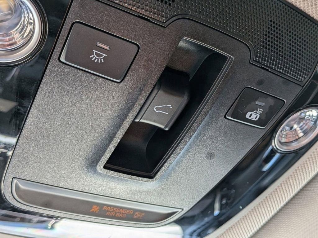 Certified 2023 Kia Sorento SX Prestige AWD/4WD image 24