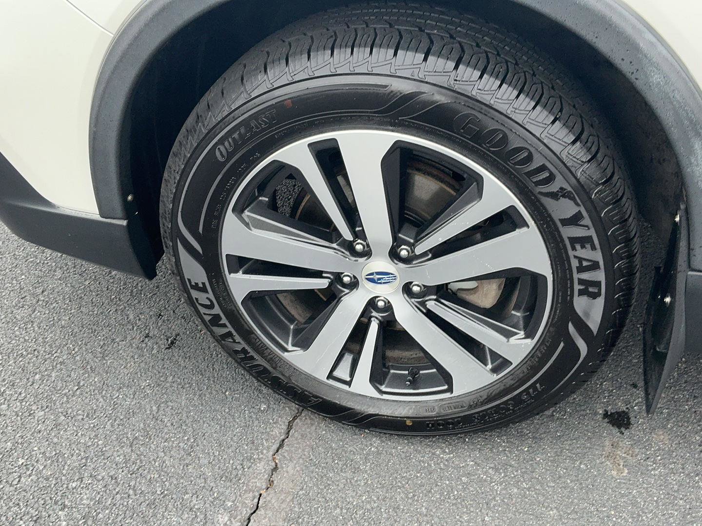 Used 2019 Subaru Outback 2.5i Limited AWD/4WD image 13