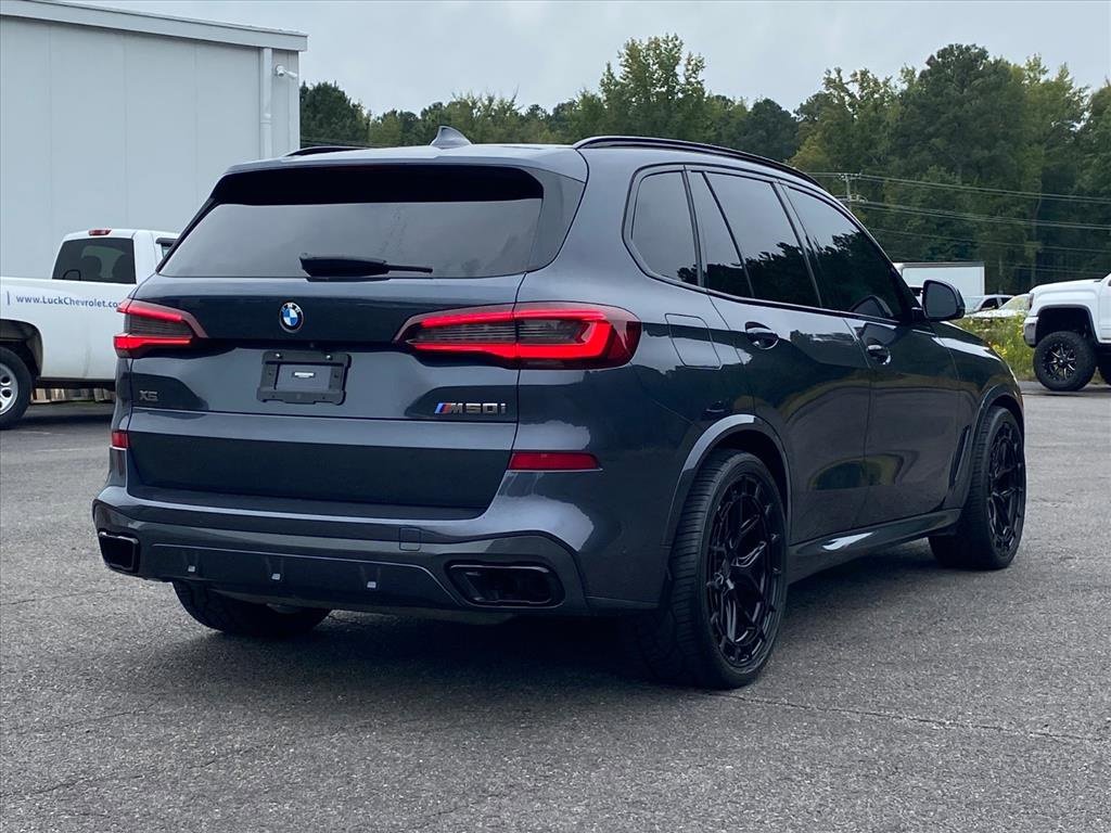 Used 2022 BMW X5 M50i w/ Executive Package image 3