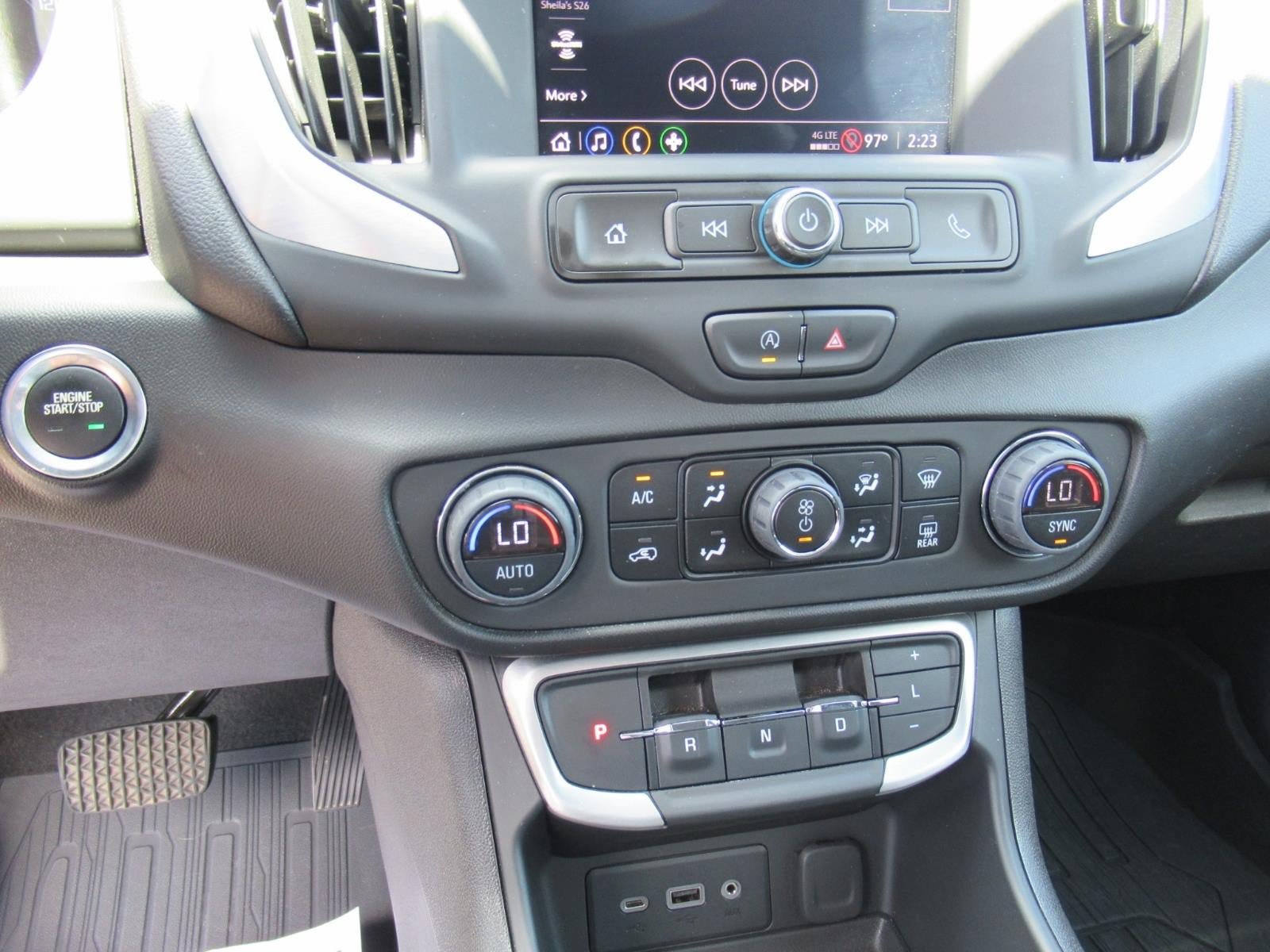Used 2024 GMC Terrain SLE w/ Driver Convenience Package AWD/4WD image 25
