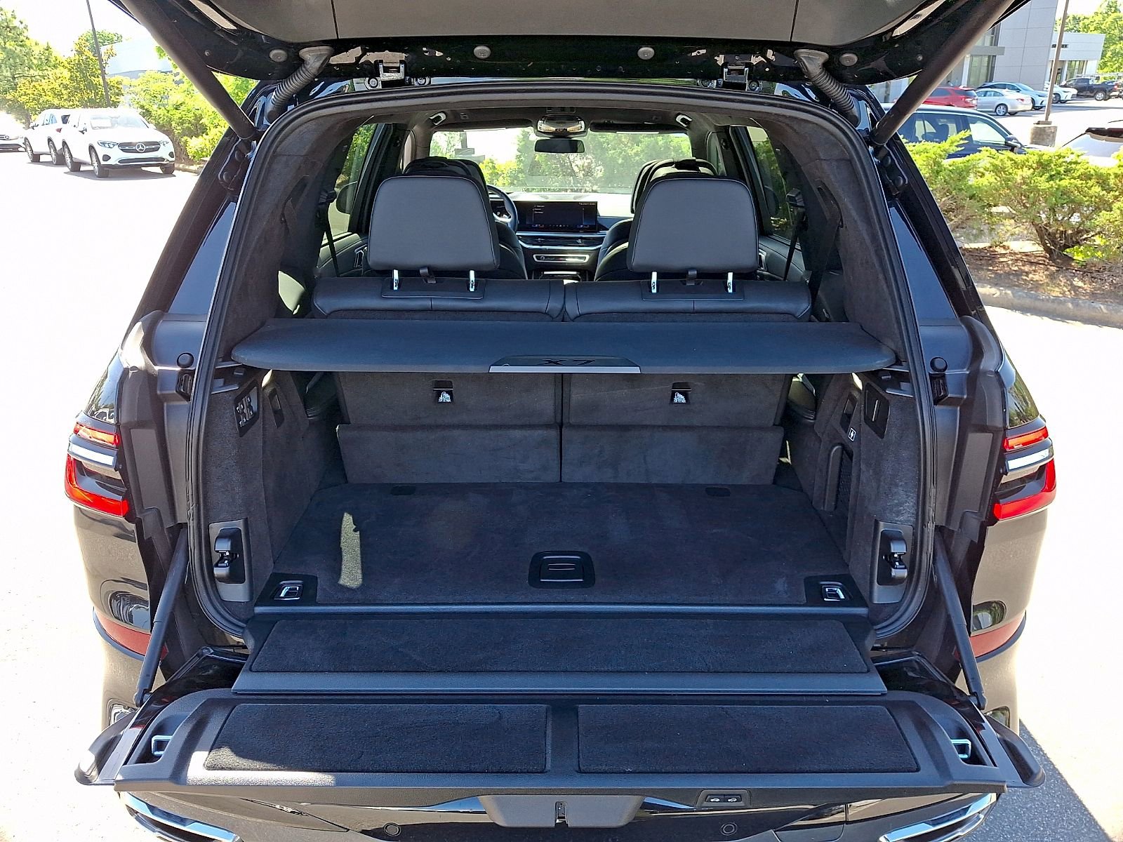 Used 2025 BMW X7 xDrive40i w/ Executive Package AWD/4WD image 30