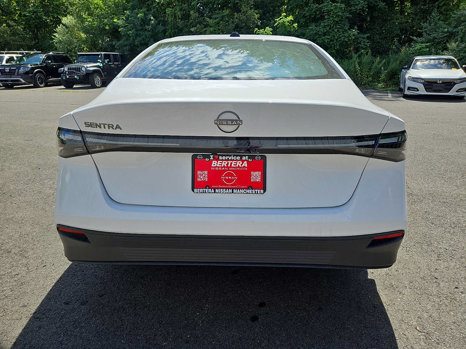 New 2027 Nissan Sentra SV w/ Floor Mat Package FWD image 5