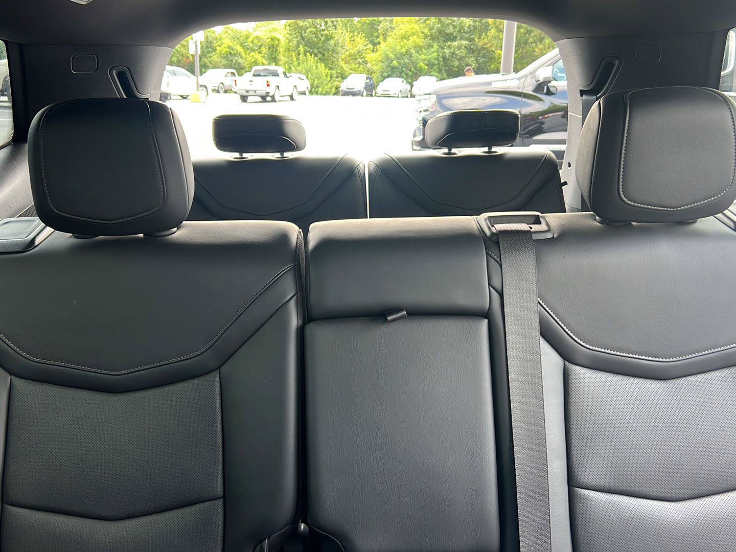 Used 2024 Cadillac XT6 Premium Luxury AWD/4WD image 35