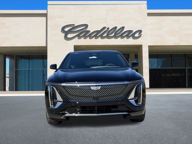 New 2026 Cadillac Lyriq Luxury RWD image 8