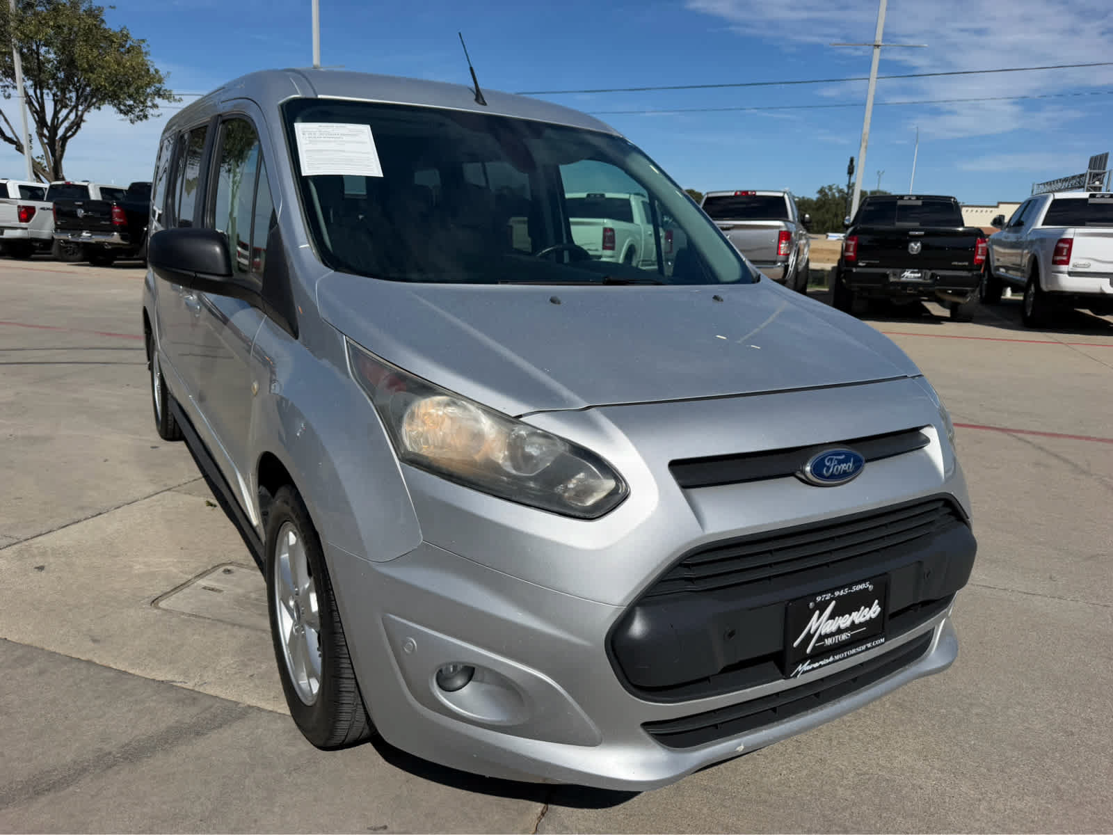 Used 2015 Ford Transit Connect XLT FWD image 4