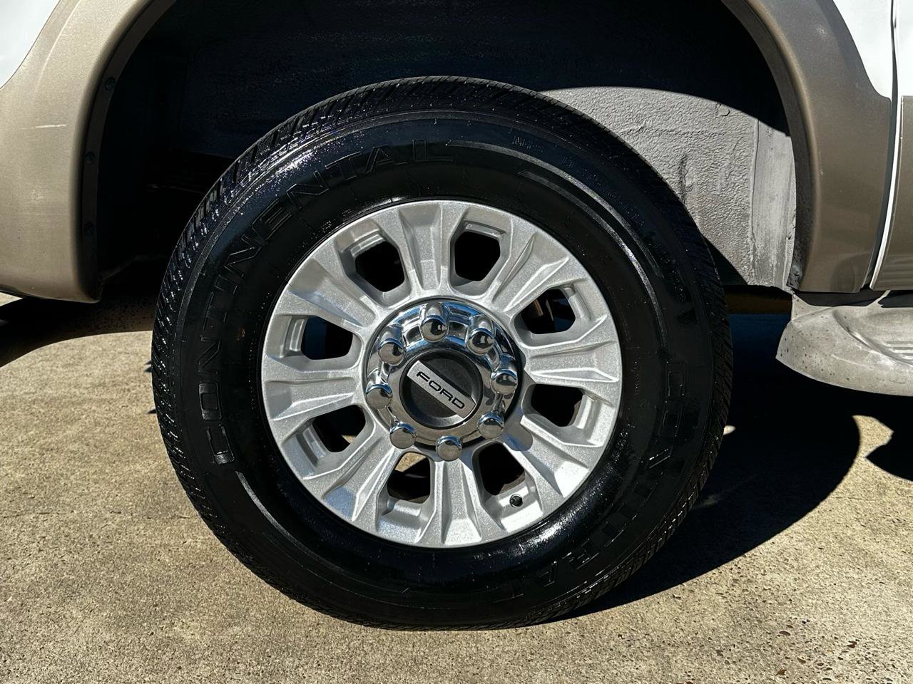 Used 2005 Ford Excursion Eddie Bauer image 71