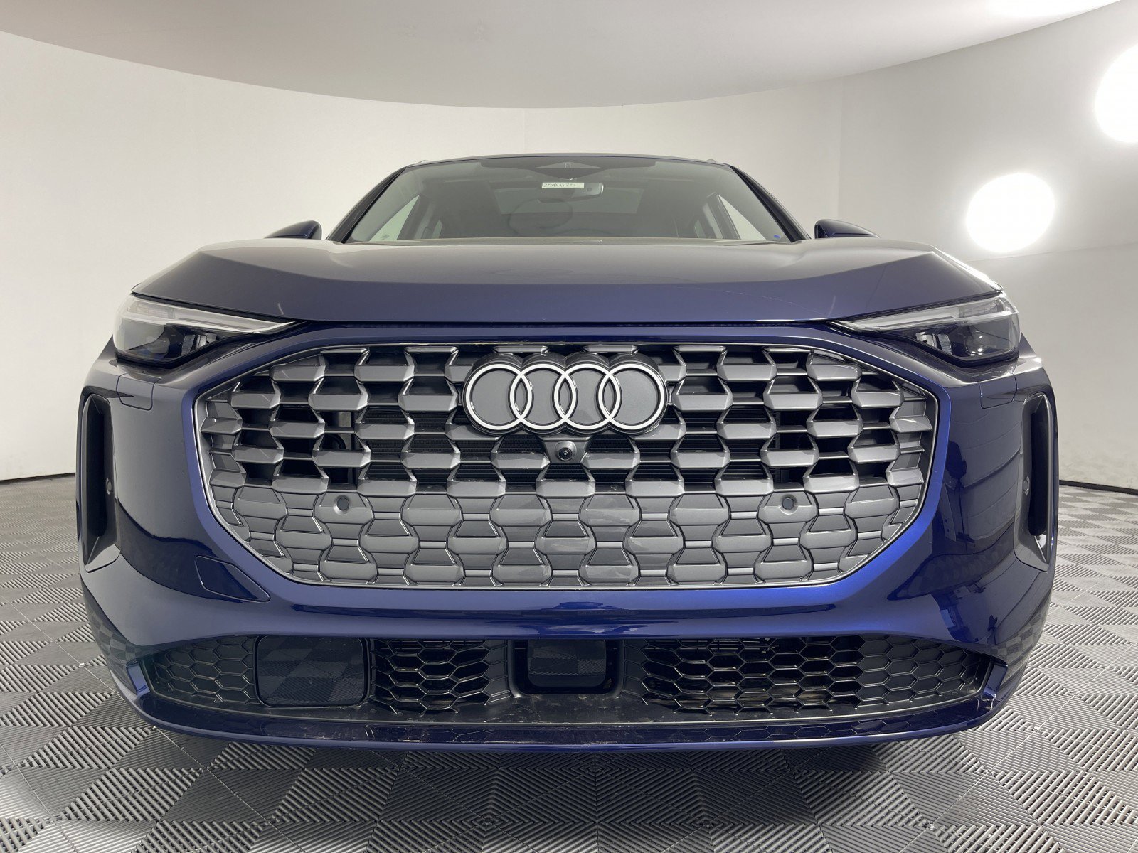 New 2025 Audi Q5 Premium Plus image 9