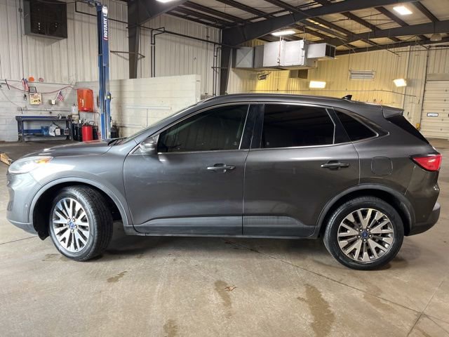 Used 2020 Ford Escape Titanium AWD/4WD image 3