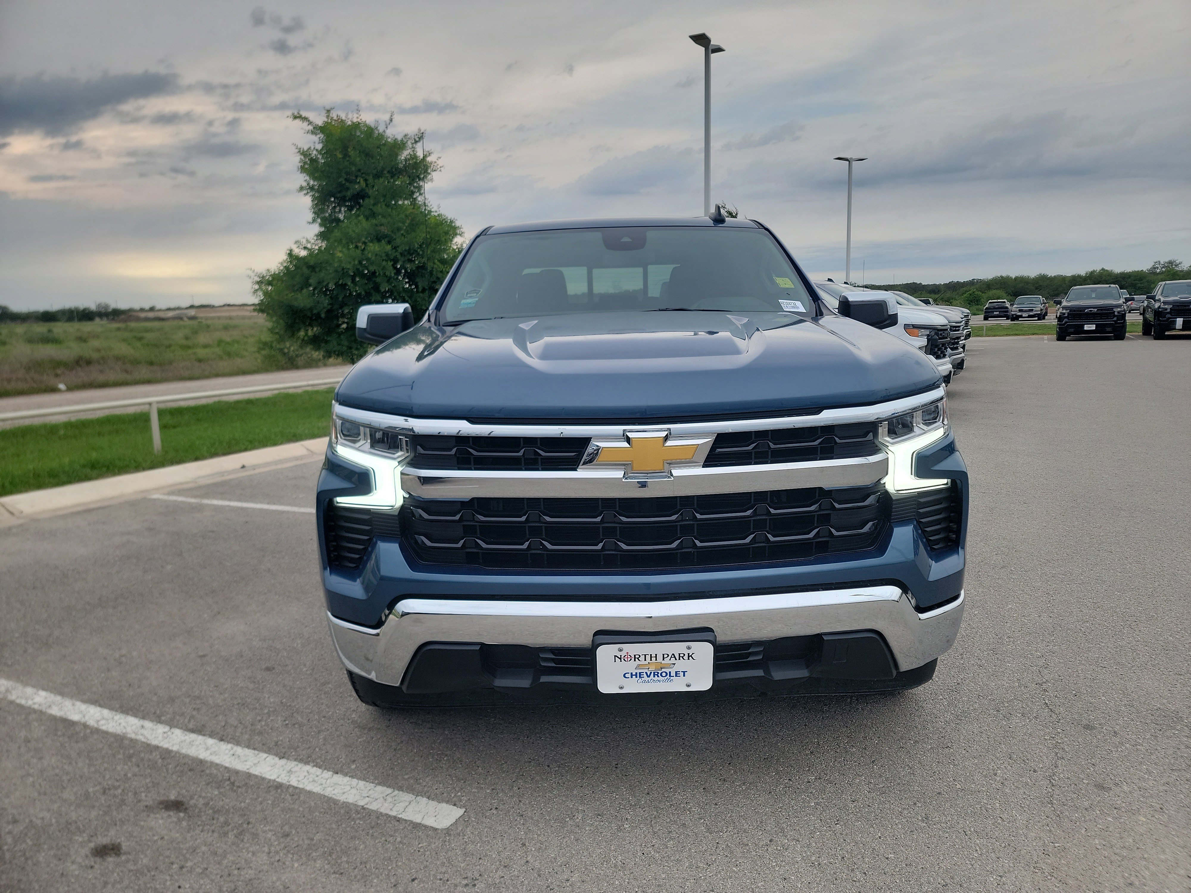Certified 2024 Chevrolet Silverado 1500 LT w/ Texas Edition Plus RWD image 2