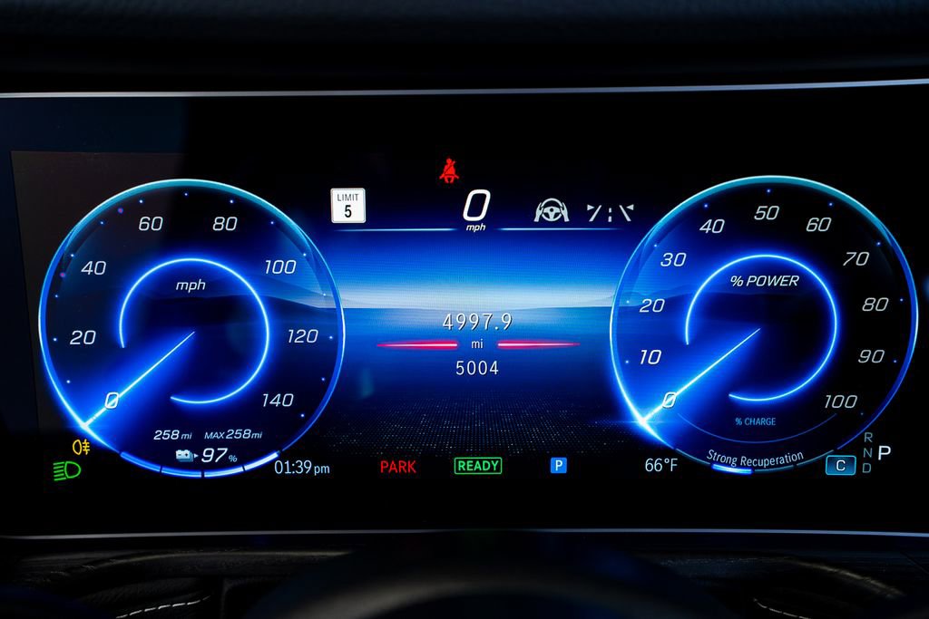 Used 2025 Mercedes-Benz G 580 w/ EQ Technology image 35