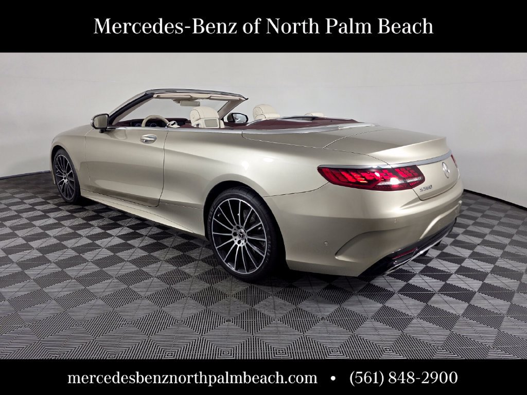 Used 2019 Mercedes-Benz S 560 Cabriolet image 4