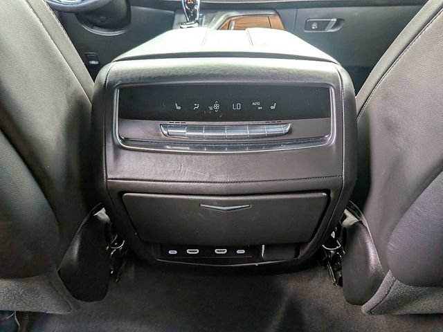 Used 2023 Cadillac Escalade Sport Platinum w/ LPO, ONYX Package AWD/4WD image 17