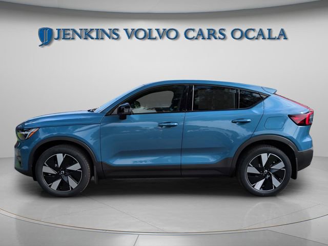 Used 2024 Volvo C40 Recharge Core w/ Climate Package image 5