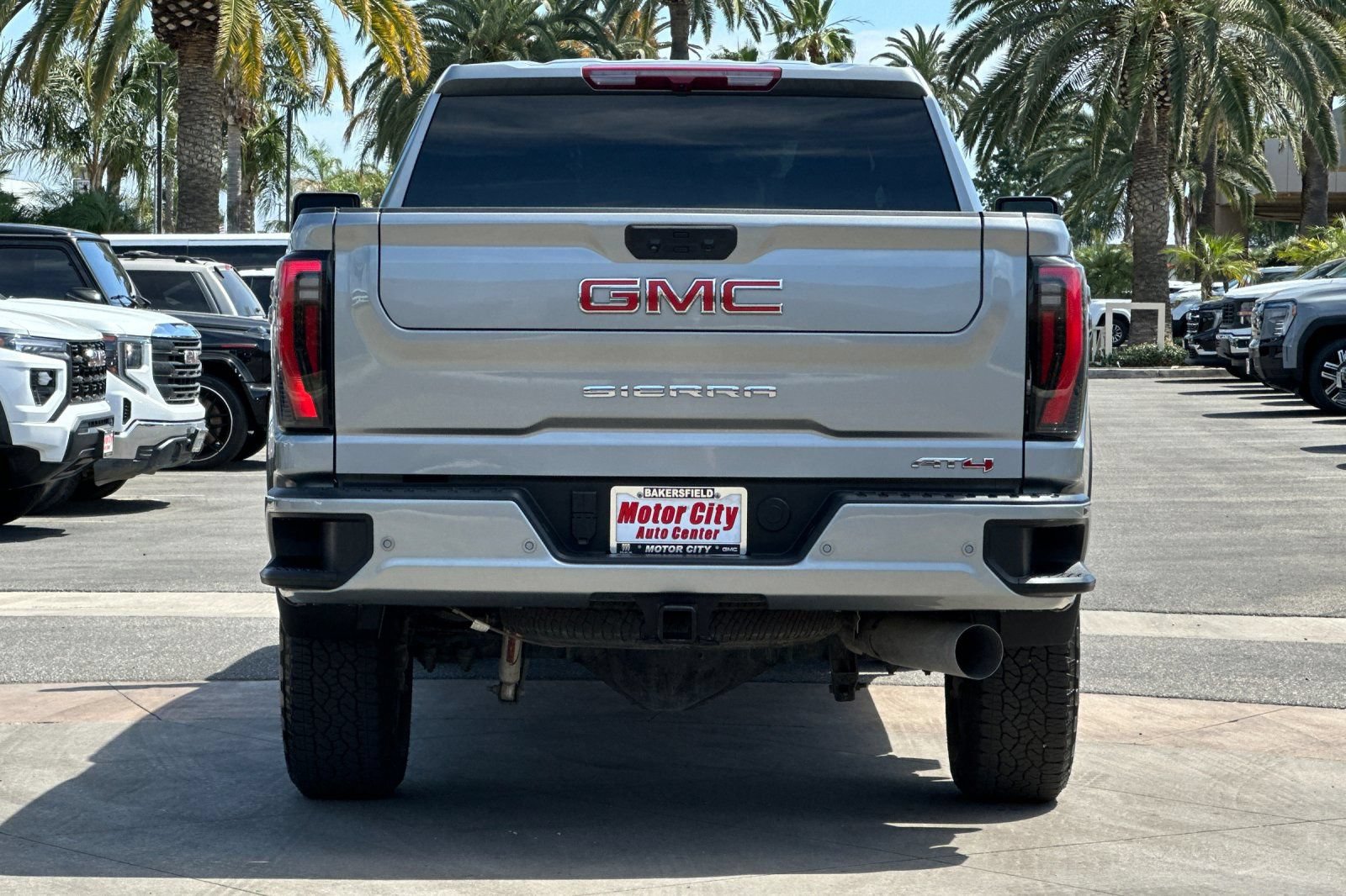 Certified 2025 GMC Sierra 2500 AT4 AWD/4WD image 5