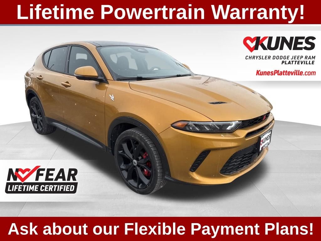 Used 2024 Dodge Hornet R/T Plus w/ Track Pack image 3