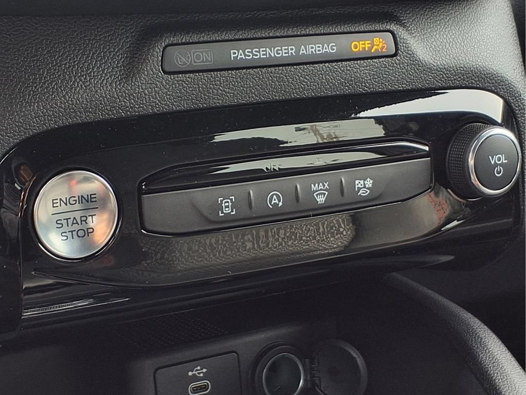 New 2026 Ford Escape ST-Line w/ Tech Pack #1 FWD image 9