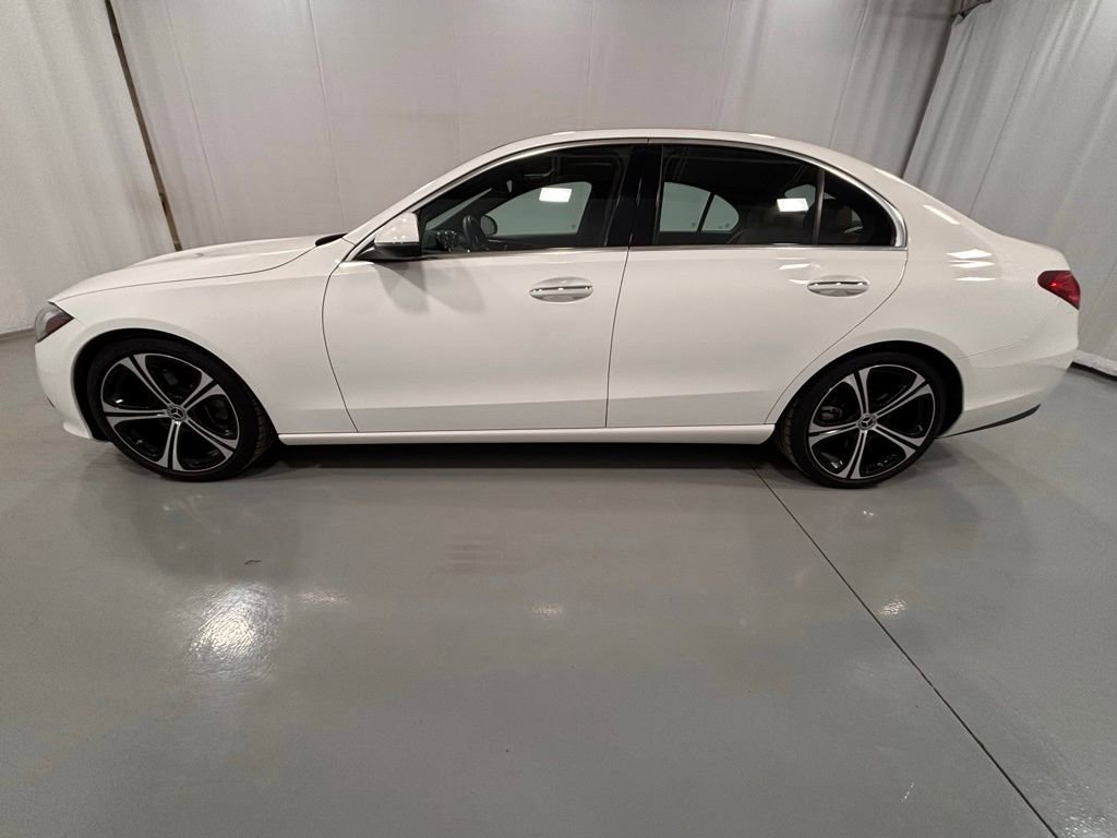Certified 2022 Mercedes-Benz C 300 4MATIC Sedan image 9