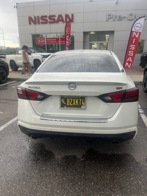 Certified 2023 Nissan Altima 2.5 SR w/ SR Premium Package FWD image 3