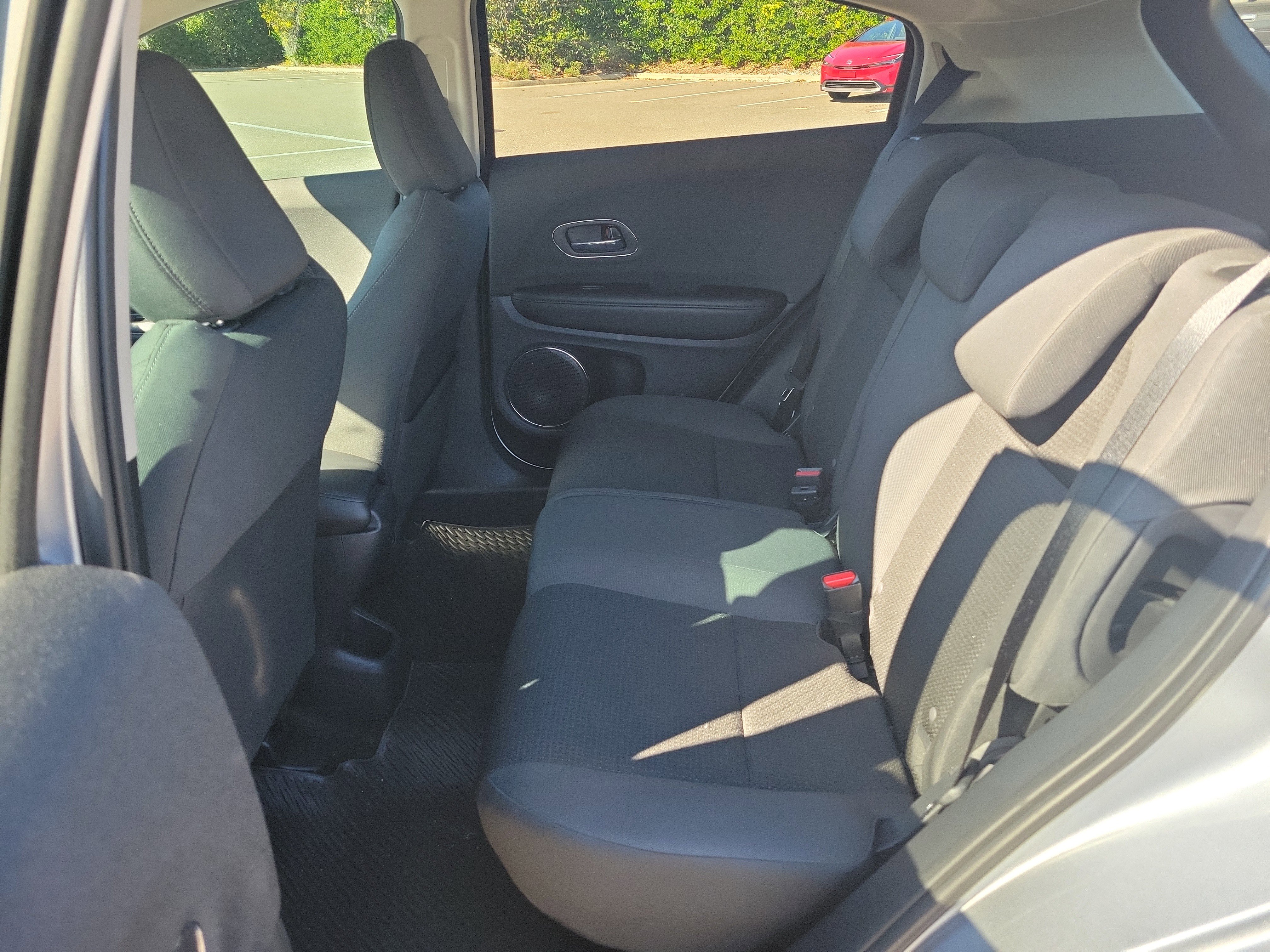 Used 2022 Honda HR-V EX image 13