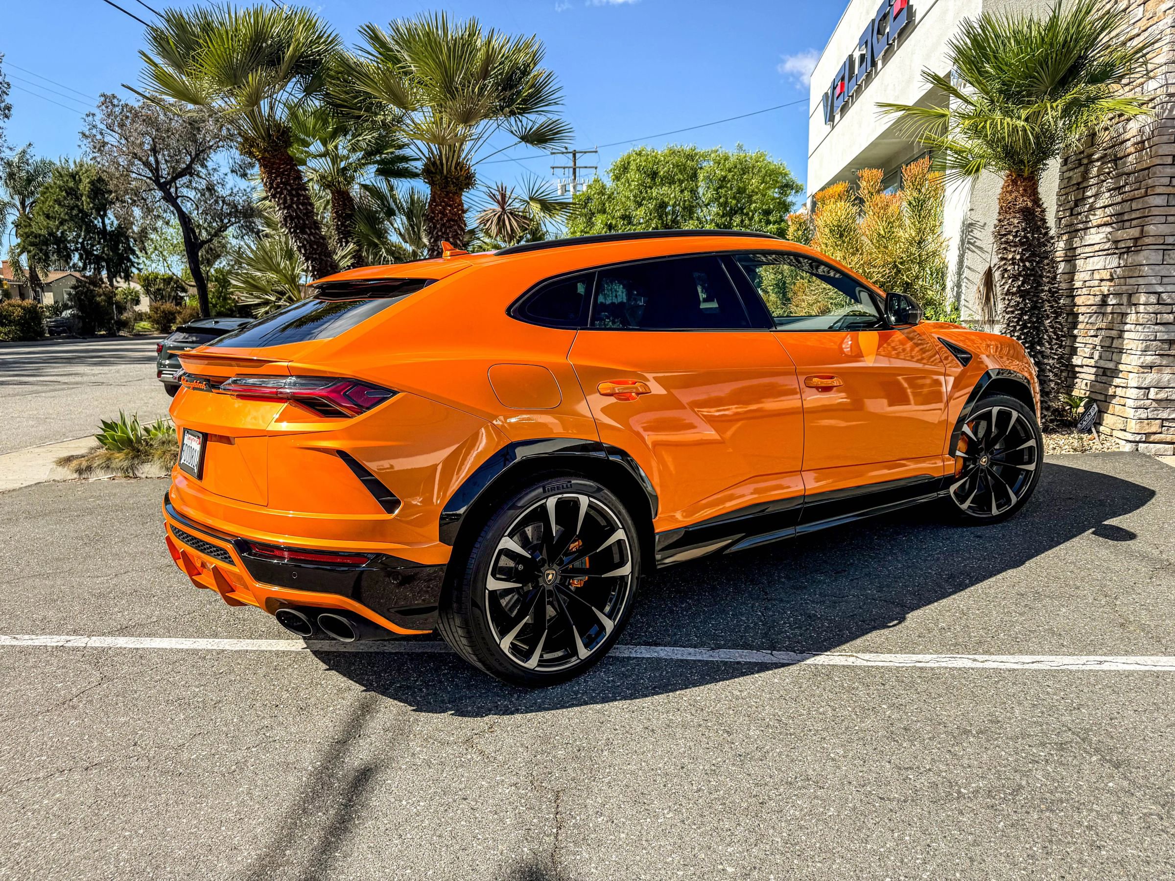 Used 2021 Lamborghini Urus image 6