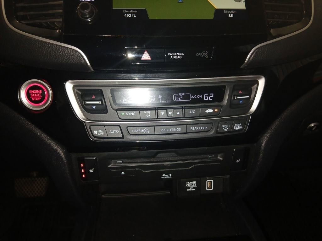 Used 2020 Honda Pilot Touring image 21