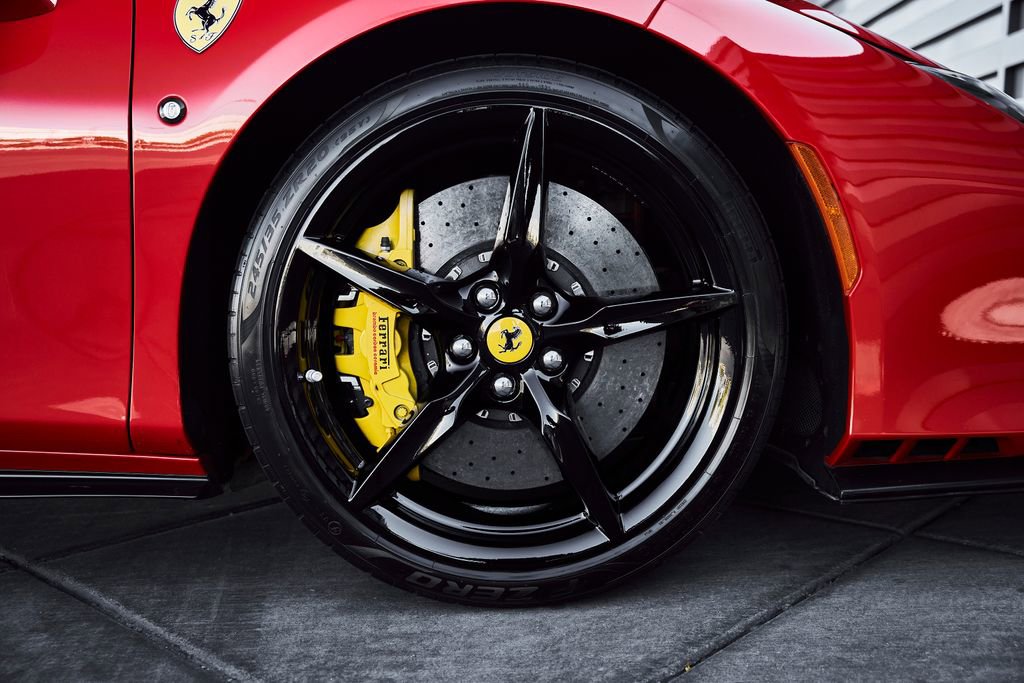 Used 2023 Ferrari F8 Tributo image 28