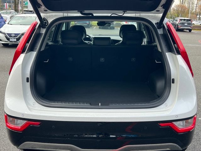 Certified 2025 Kia Niro Wind FWD image 8