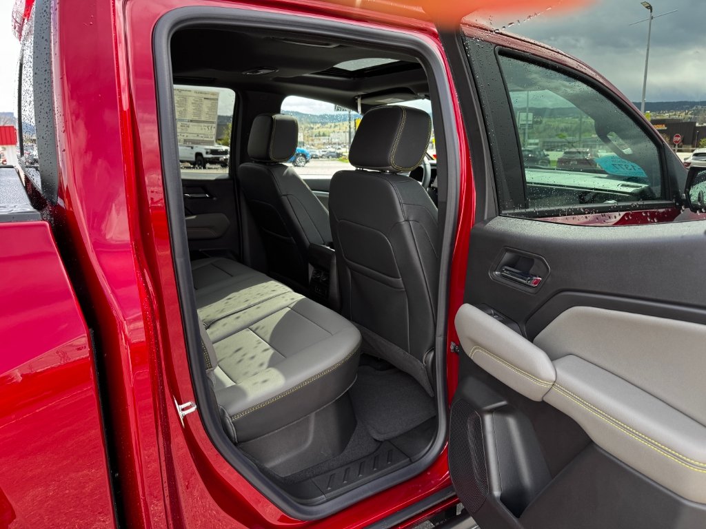 New 2026 Chevrolet Colorado ZR2 w/ Technology Package AWD/4WD image 25