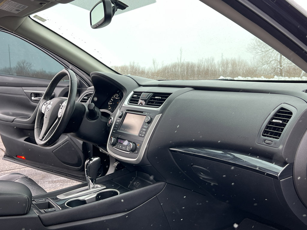 Used 2017 Nissan Altima 2.5 SL w/ 2.5 Technology Package image 27